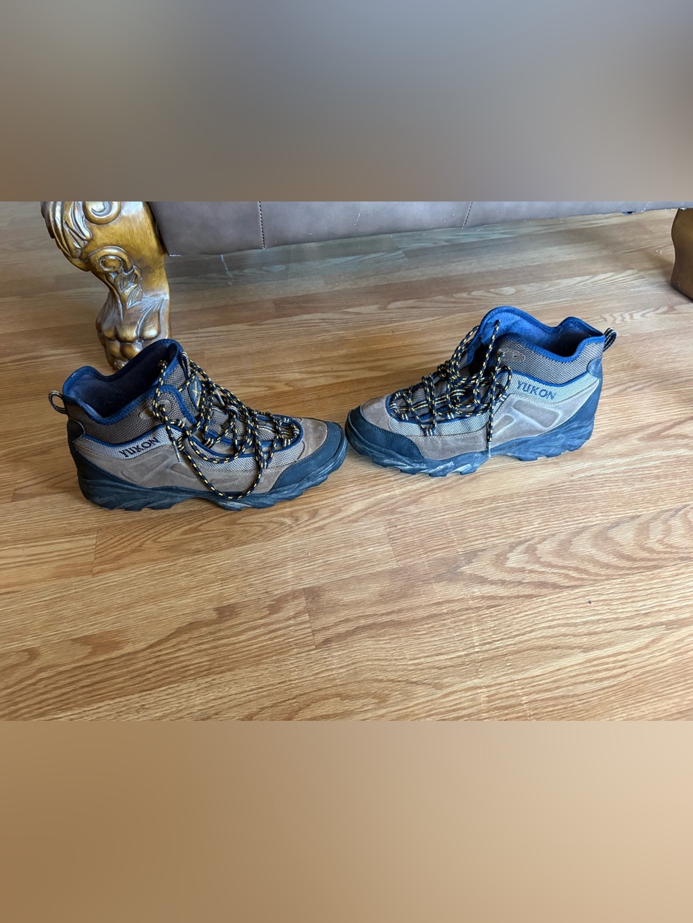 Yukon Men's Brown and Blue Trail Boots - Rugged Outdoor Footwear